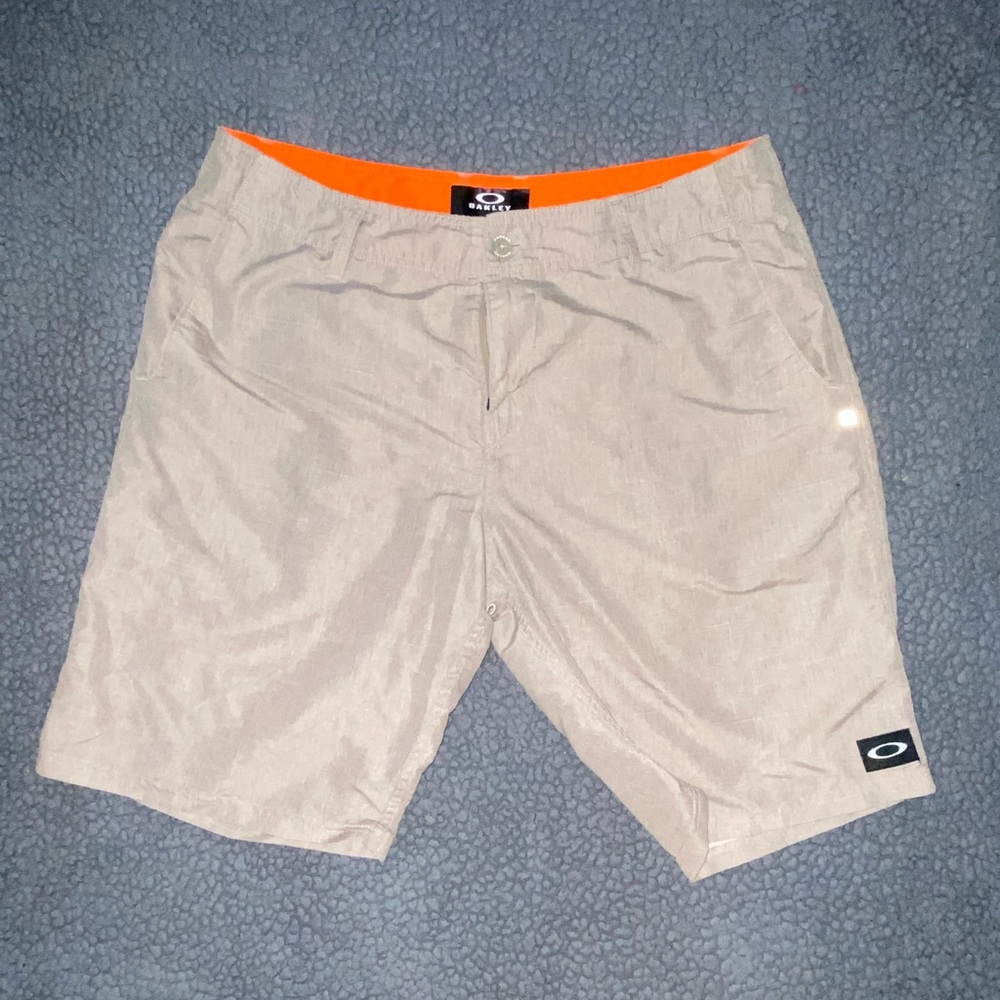 Mens Oakley shorts size 36
